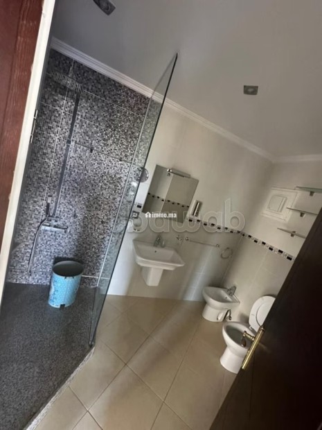 Appartement à louer mensuellement à Casstia - Location Immobilier - Tanger - photo 4
