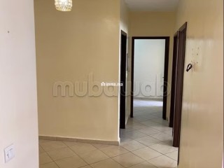 Vente d'un bel appartement à Béni Mellal. 2 belles chambres. Prestation de conciergerie, air conditionné - Appartement à vendre - Beni Mellal