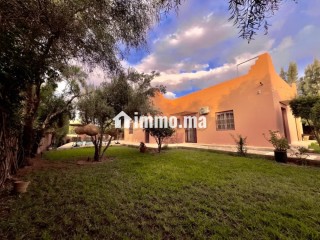 Maison de luxe à louer à Route de Fez. 2 pièces. Résidence avec concierge, climatisation générale - Maison à vendre - Marrakech