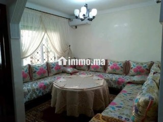 Location saisonnière à Quartier Oued Fes. 2 chambres agréables. Salon typique marocain, résidence sécurisée - Appartement à vendre - Fes
