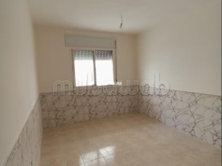 Appartement à vendre à Route Nationale Assilah. 2 chambres agréables. Concierge - Appartement à vendre - Tanger