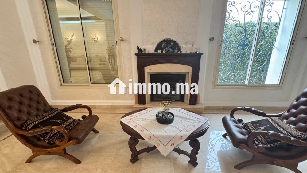 Maison de luxe à vendre dans une résidence a côté de Mosquée Al hamd à Californie. 4 pièces confortables. Jardin et terrasse - Vente Immobilier - Casablanca - photo 5