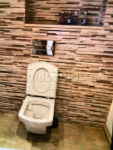 Très bel appartement en location à Maârif Extension.
Surface de 64 m².
Meublé - Location Immobilier - Casablanca - photo 6