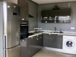 Très bel appartement en location à Maârif Extension.
Surface de 64 m².
Meublé - Appartement à louer - Casablanca