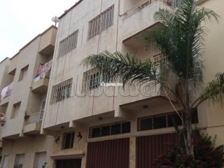 Magasin et garage à vendre - Appartement à vendre - Autre
