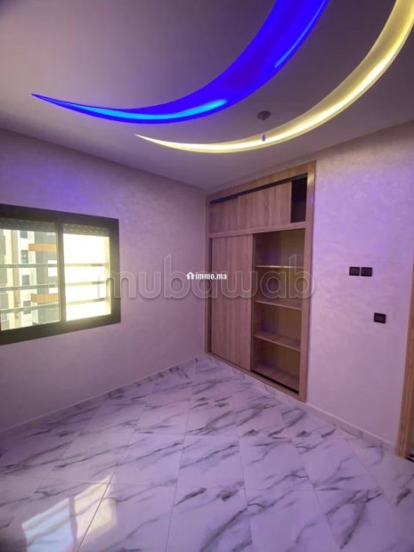 Vente d'un bel appartement à Oulad Tayeb. 1 belle chambre. Salon marocain traditionnel - Vente Immobilier - Autre - photo 1