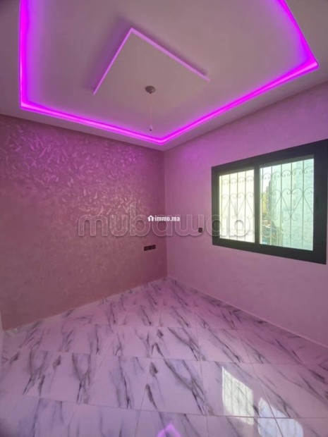 Vente d'un bel appartement à Oulad Tayeb. 1 belle chambre. Salon marocain traditionnel - Vente Immobilier - Autre - photo 3