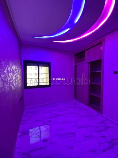 Vente d'un bel appartement à Oulad Tayeb. 1 belle chambre. Salon marocain traditionnel - Vente Immobilier - Autre - photo 5