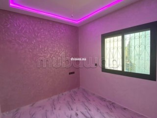 Vente d'un bel appartement à Oulad Tayeb. 1 belle chambre. Salon marocain traditionnel - Appartement à vendre - Autre
