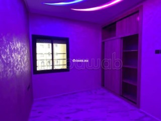 Vente d'un bel appartement à Oulad Tayeb. 1 belle chambre. Salon marocain traditionnel - Appartement à vendre - Autre