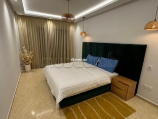 Location saisonnière en Centre ville. Surface totale 99 m². Système de parabole et salon marocain - Appartement à vendre - El Jadida
