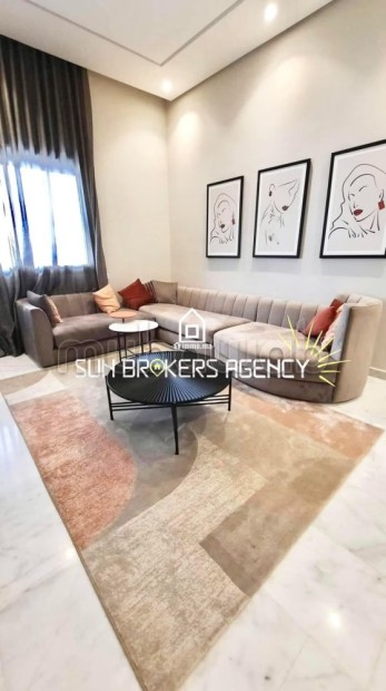 Tres joli studio sur cfc piscine - Location Immobilier - Casablanca - photo 1