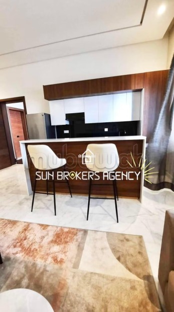 Tres joli studio sur cfc piscine - Location Immobilier - Casablanca - photo 6