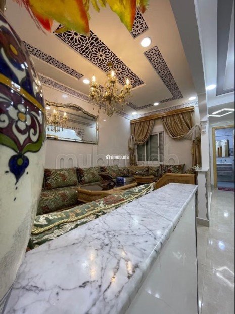 Location d'un appartement à Larache. 2 pièces. Salon Marocain et antenne parabolique - Vente Immobilier - Larache - photo 1