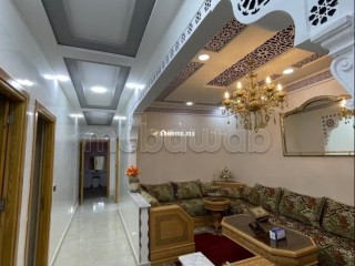 Location d'un appartement à Larache. 2 pièces. Salon Marocain et antenne parabolique - Appartement à vendre - Larache