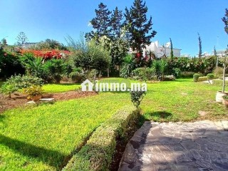Super Rez de Jardin à Louer Meublé à Ain Diab - Appartement à louer - Casablanca