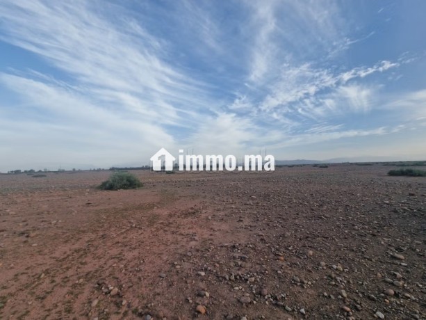 1-hectare-avandre-sur-la-route-de-tahnnaote-big-6