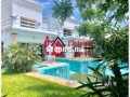 Villa de 1020 m2 à Califronie - miniature 1