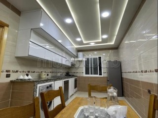 Location saisonnière à Larache. 3 chambres agréables. Salon Marocain et antenne parabolique - Appartement à vendre - Larache