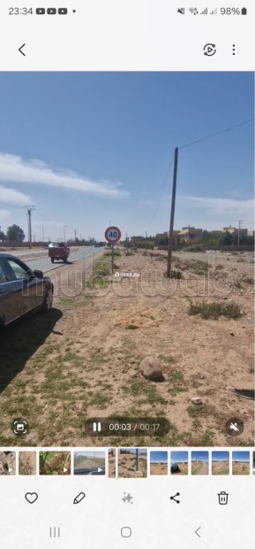 Vente de terrain à Route Amizmiz.
Surface de 10000 m² - Vente Immobilier - Marrakech - photo 1