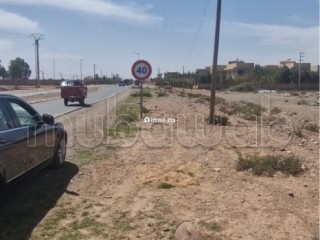 vente-de-terrain-a-route-amizmiz-surface-de-10000-m2
