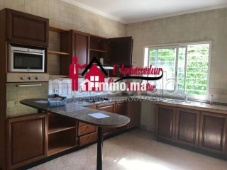 Villa de 400 m2 dans Résidence sécurisée Ain Diab - Villa à vendre - Casablanca