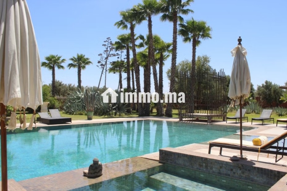 Grande villa édifié sur un luxuriant jardin arboré - Location Immobilier - Marrakech - photo 2