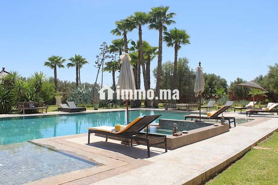 Grande villa édifié sur un luxuriant jardin arboré - Location Immobilier - Marrakech - photo 5