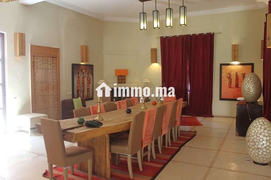 Grande villa édifié sur un luxuriant jardin arboré - Location Immobilier - Marrakech - photo 6