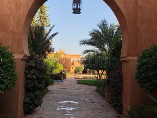 Palais d’exception au cœur de la palmeraie – 31 177 m² - Appartement à vendre - Marrakech
