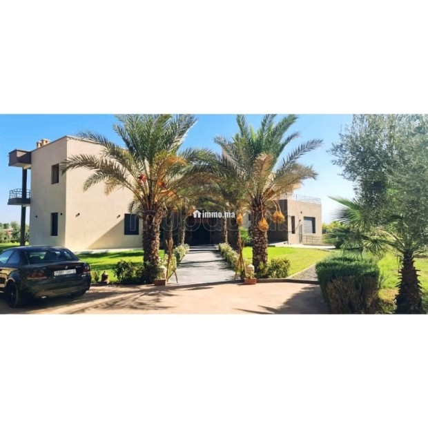 Location saisonnière villa haut standing à Route de l'Ourika.
Superficie 10500 m².
Antenne parabolique et sécurité - Vente Immobilier - Marrakech - photo 7