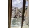 Racine Massira Très beau salon 1ch meublé 75m2 balcon haut standing - miniature 5