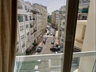 Racine Massira Très beau salon 1ch meublé 75m2 balcon haut standing - Appartement à louer - Casablanca