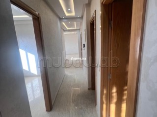 Bel appartement meublé de 66m à ain sebaa sans vis à vis - Appartement à vendre - Casablanca