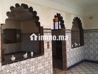 Belle maison 3 façades avec garage - Maison à vendre - Marrakech
