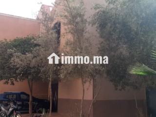 Belle maison 3 façades avec garage - Maison à vendre - Marrakech