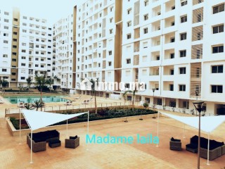Majestueux appart meublé avec wi fi et piscine - Appartement à vendre - Agadir