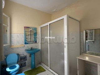 Appartement de vacances à louer à Al Mandar Al Jamil. Surface de 80 m². Antenne parabolique, résidence sécurisée - Appartement à vendre - Tanger