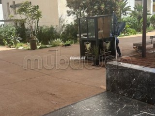 Appartement 2 chambres avec terrasse vide à la location - Appartement à louer - Casablanca
