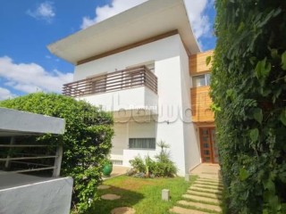Superbe villa meublée à louer située dans la CGI - Villa à louer - Bouskoura