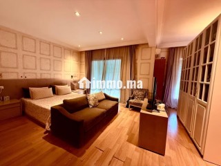 Rêve de villa: 309m² avec solarium, sécurité totale et vie de quartier - Villa à vendre - Dar Bouazza