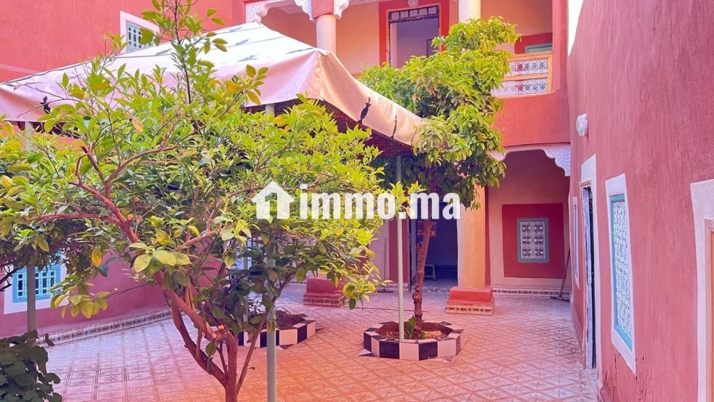 Riad à vendre à Zaouia Sidi Ghalem. 6 chambres agréables - Vente Immobilier - Marrakech - photo 4