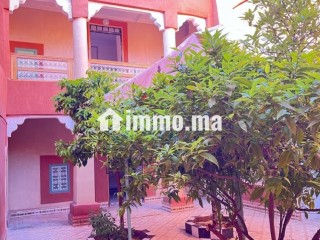 Riad à vendre à Zaouia Sidi Ghalem. 6 chambres agréables - Villa à vendre - Marrakech