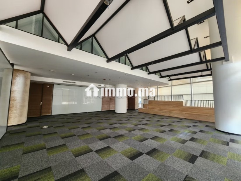 Local commercial 299 m² 336 sous pente, Marina - Vente Immobilier - Casablanca - photo 2