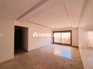 Vend appartement à Guéliz. Superficie 88 m². Climatisation et piscine - Appartement à vendre - Marrakech
