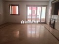 a-louer-appartement-non-meuble-a-plaza-gueliz-small-2