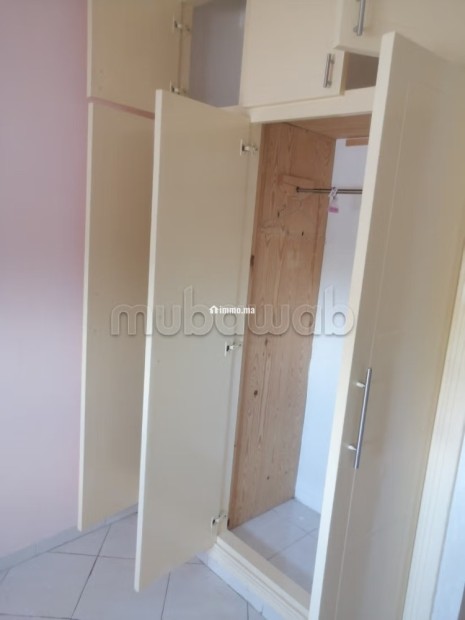 Bel appartement en location à Ezzohor. Surface totale 110 m². Porte sécurisée - Location Immobilier - El Jadida - photo 7