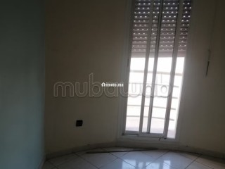 Bel appartement en location à Ezzohor. Surface totale 110 m². Porte sécurisée - Appartement à louer - El Jadida