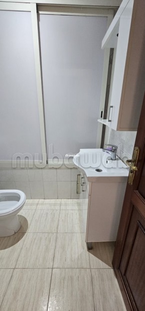 Louez cet appartement à Racine. 3 chambres. Bien meublé - Location Immobilier - Casablanca - photo 4