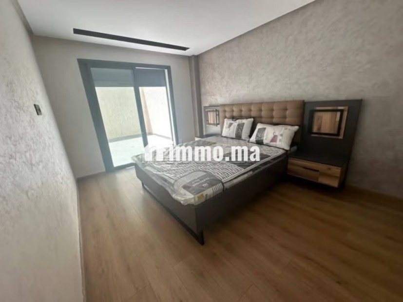 Vente d'un bel appartement avec terrasse à Bourgogne Ouest. 2 grandes pièces. Terrasse et ascenseur - Vente Immobilier - Casablanca - photo 5